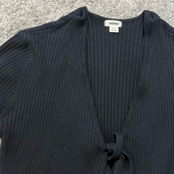 GARAGE tie front knit sweater - Picture 3 of 4